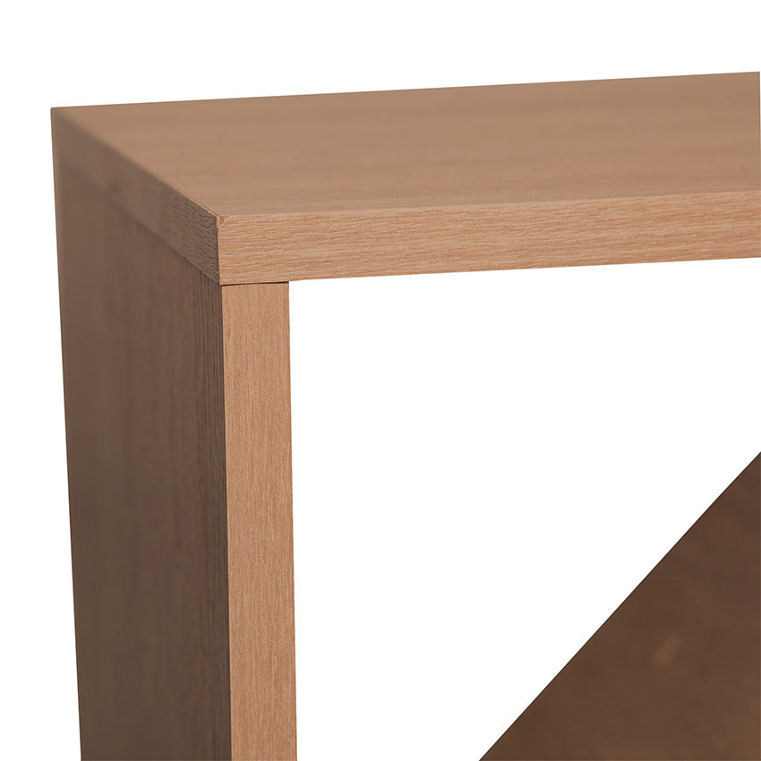 Mesa De Noche Capell Color Marrón