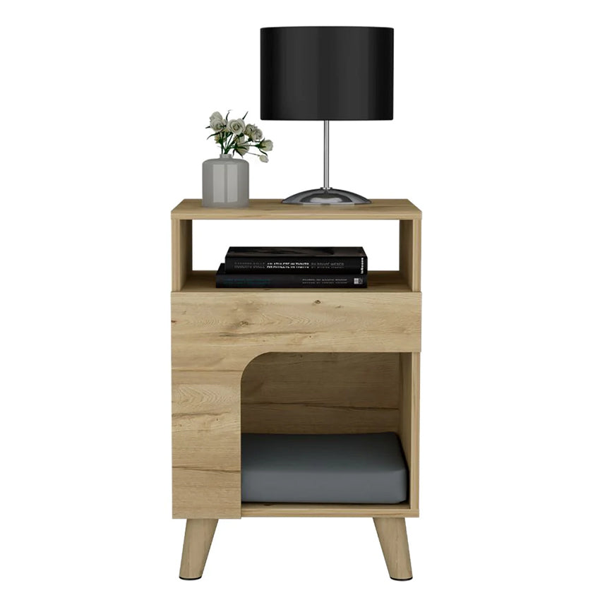 Mesa de noche yersi café claro con espacio para tu mascota