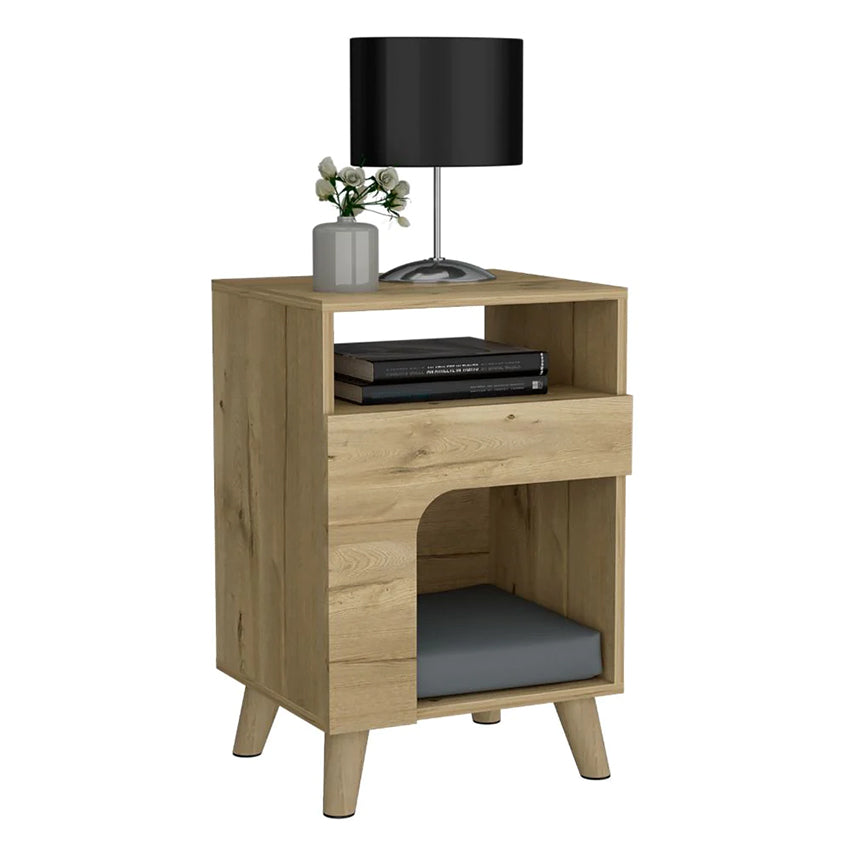 Mesa de noche yersi café claro con espacio para tu mascota