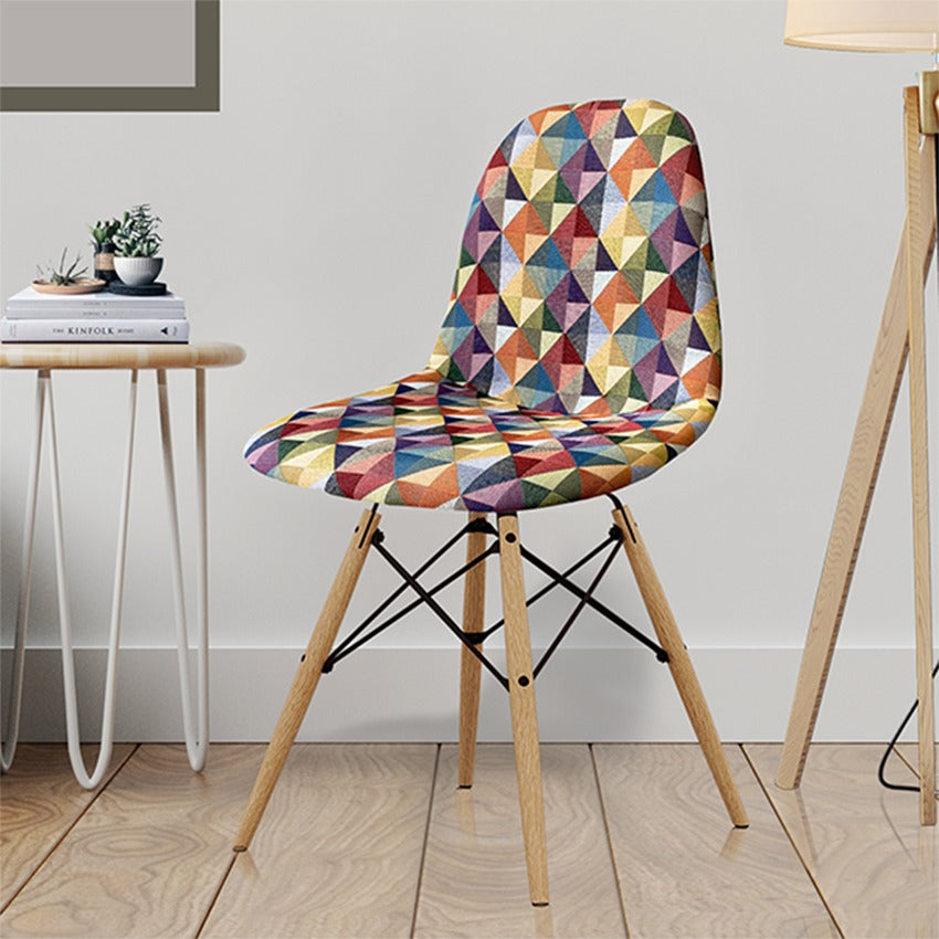 Set x 4und sillas eames colors (83x46x51)